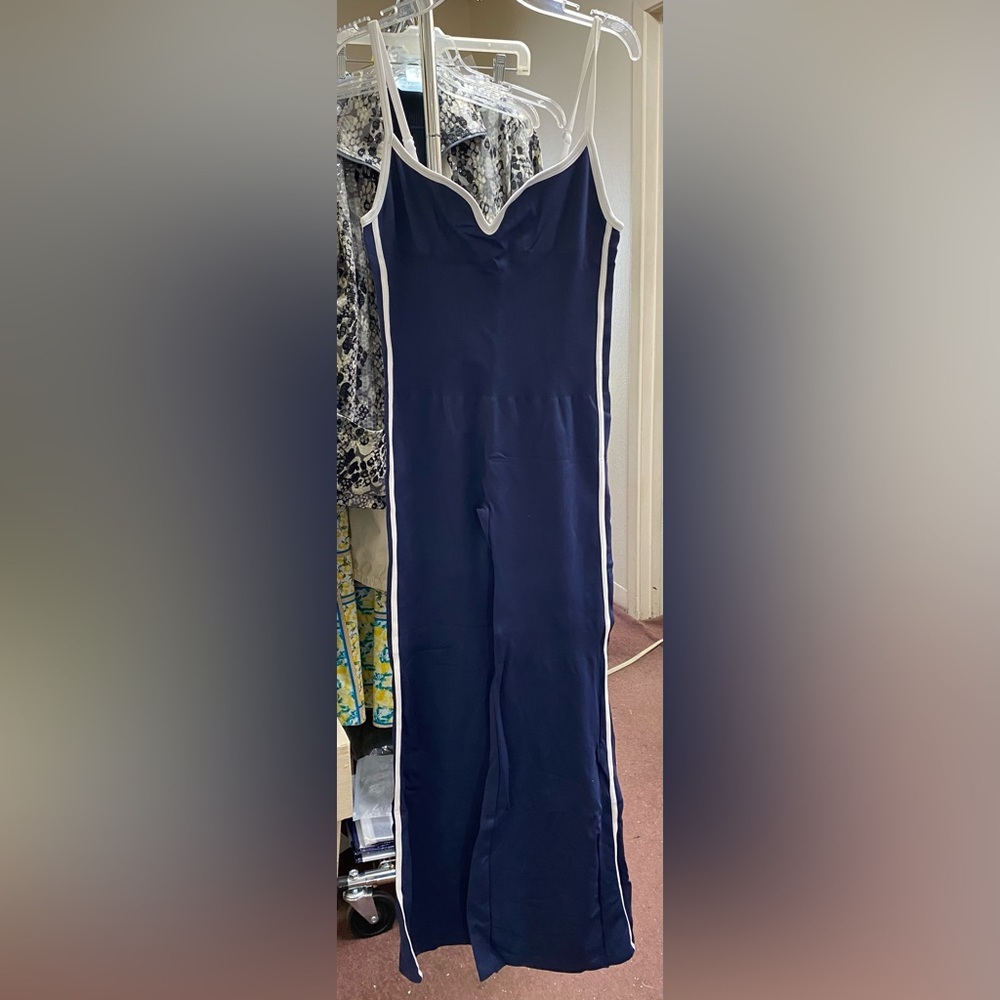 Vilanva Jumpsuit navy and white, flare legs, size L, NWT